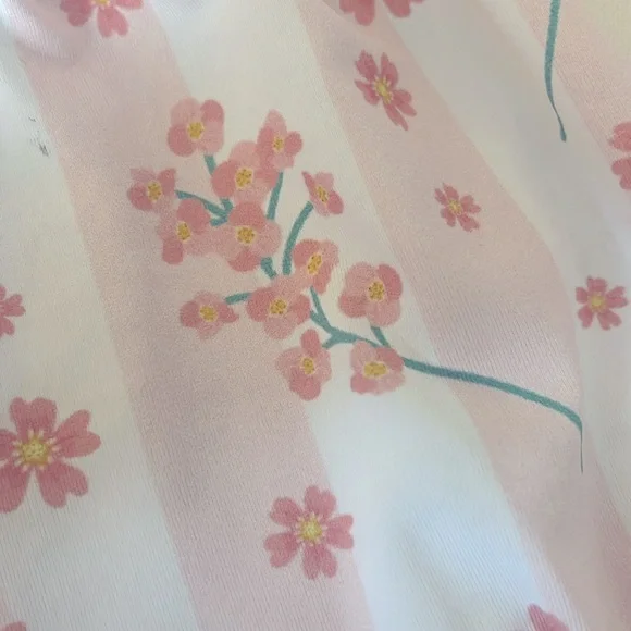 Little Bear Smocks 2T Cherry Blossom Short Set - Picture 2 of 2